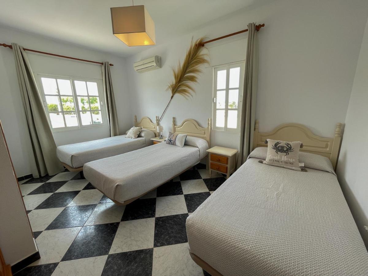 Hostal Del Faro Conil De La Frontera Luaran gambar